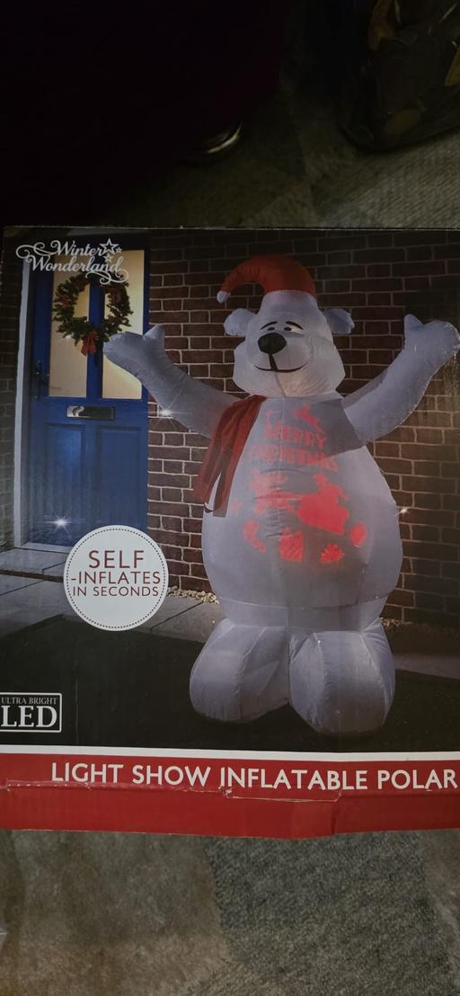 Buy & Sell Croydon Croydon - Photos for Light Up Inflatable Christmas Polar Bear