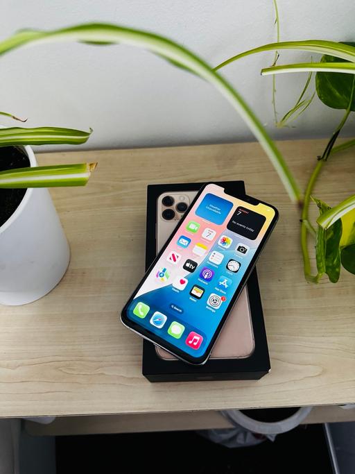 Buy & Sell Balsall Heath Birmingham - Photos for iPhone 11 Pro Max Any Sim Read Description