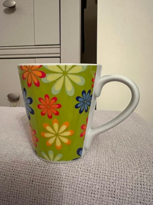 Buy & Sell Easington Lane Sunderland - Photos for Pretty Mug ( New )