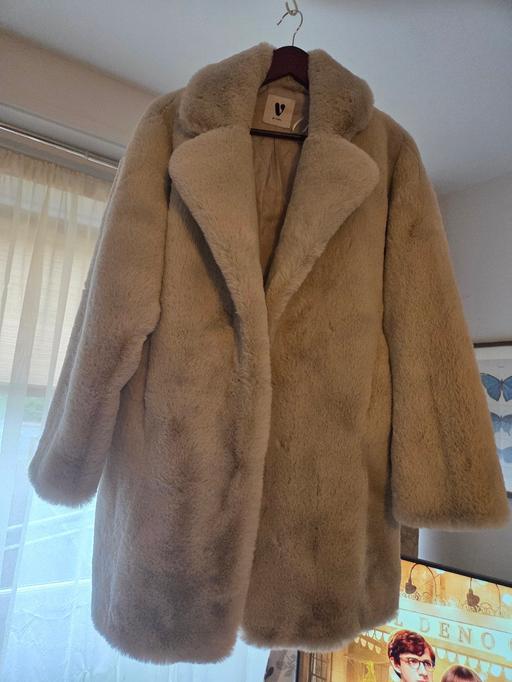 Buy & Sell Beoley Bromsgrove - Photos for Beautiful fur coat