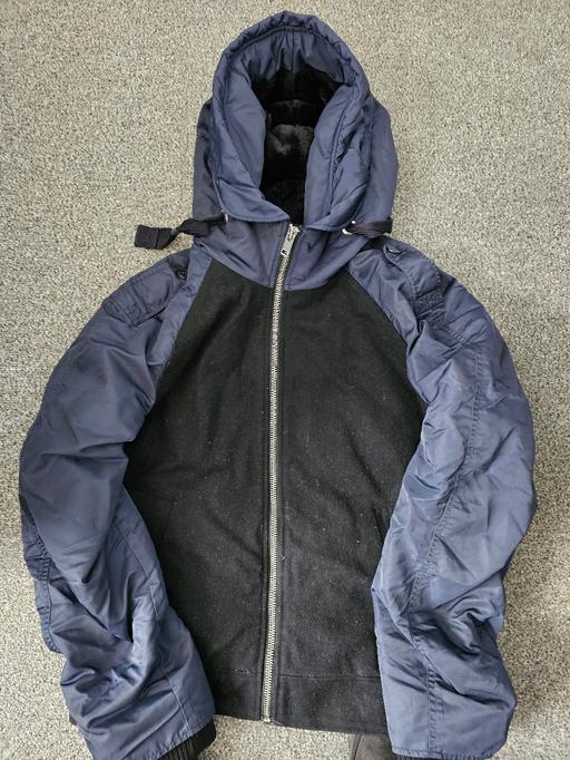 Buy & Sell Turton Blackburn with Darwen - Photos for mens blue and black diesel coat size large