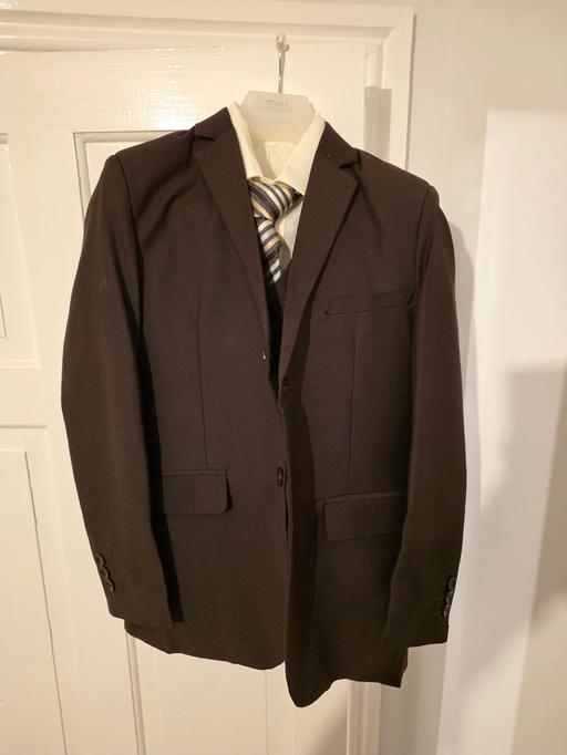 Buy & Sell Wembley Brent - Photos for Boys Smart Suit Set - Age 11 - Brand New