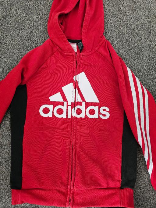 Buy & Sell Blackburn Blackburn with Darwen - Photos for kids red adidas full zip hoodie size 7/8 year