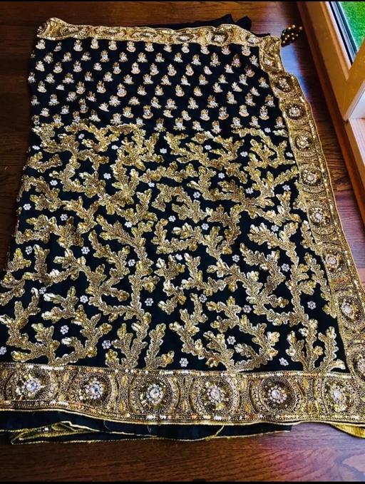 Buy & Sell Commercial Road East London - Photos for Gold Diamanté Wedding Party Designer Saree
