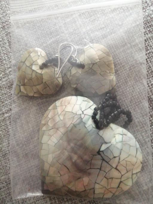 Buy & Sell Heath Town Wolverhampton - Photos for New pendant and matching earrings set