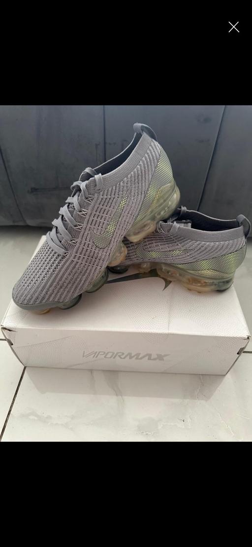 Buy & Sell Walton Liverpool - Photos for Nike vapourmax flyknit