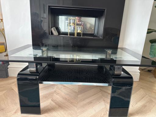Buy & Sell Farnworth Bolton - Photos for Glass centre table