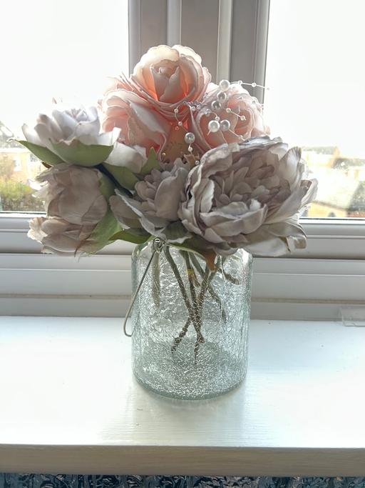 Buy & Sell Brierley Hill Dudley - Photos for 2 x Flower arrangements