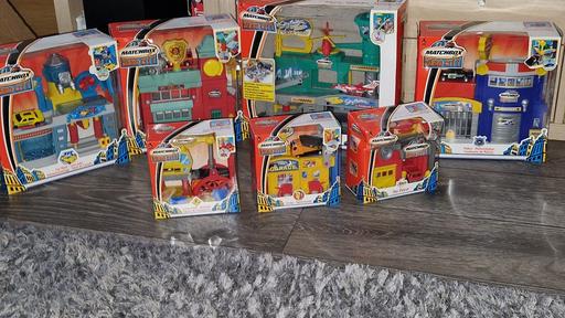Buy & Sell Woodside Estate Central Bedfordshire - Photos for Matchbox hero city playsets