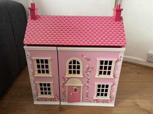 Buy & Sell St Helier South West London - Photos for Wooden doll house