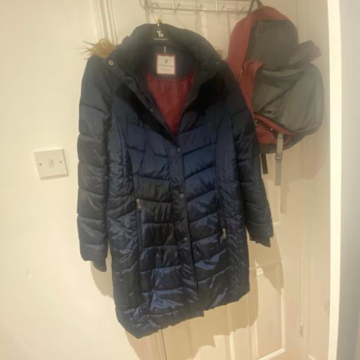 Buy & Sell Silvertown East London - Photos for Tommy Hilfiger coat