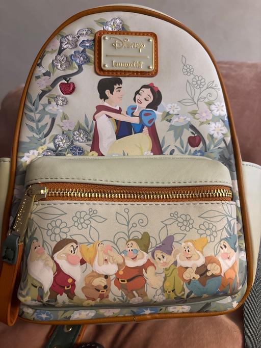 Buy & Sell Sundon Luton - Photos for Loungefly Snow White back pack
