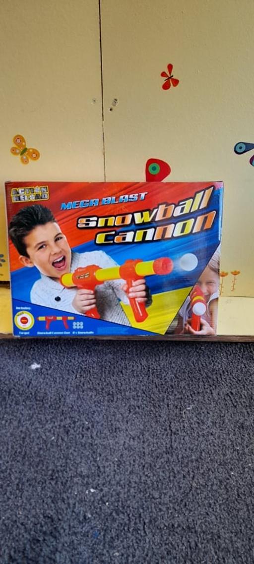 Buy & Sell Westcliff-on-Sea Southend-on-Sea - Photos for Action Reload Mega Blast Snowball Cannon