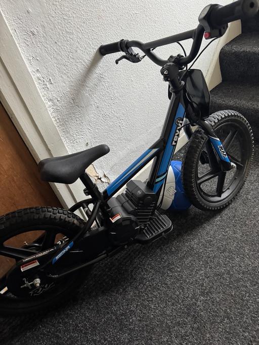 Buy & Sell Hollywood Bromsgrove - Photos for Revvi electric bike 16 inch
