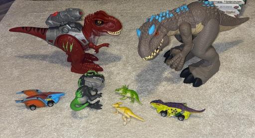 Buy & Sell Lee Chapel North Basildon - Photos for Dinosaur bundle