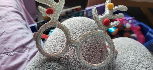 Buy & Sell Radcliffe Bury - Photos for Xmas glasses