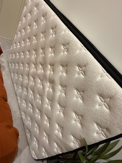 Buy & Sell Custom House East London - Photos for FREE Sleep Soul Deep Double Mattress