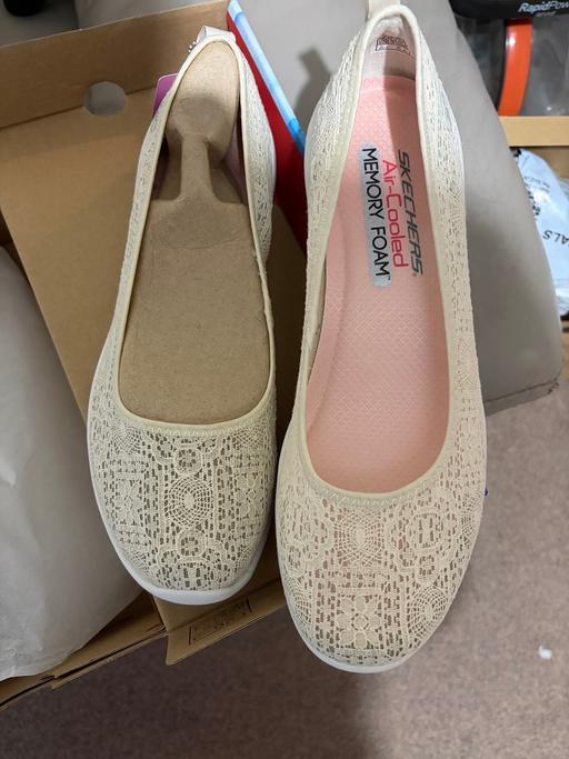 Buy & Sell Hill Top Sandwell - Photos for BRAND NEW SKETCHERS WITH TAGS ON