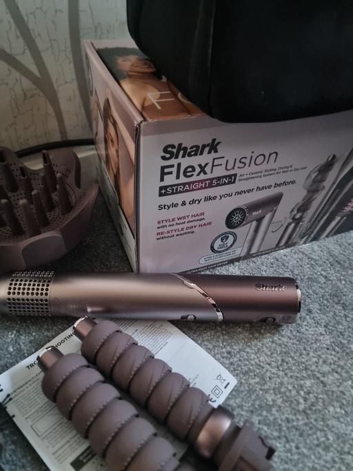 Buy & Sell Telford Telford and Wrekin - Photos for shark flex fusion + stright 5 in one
