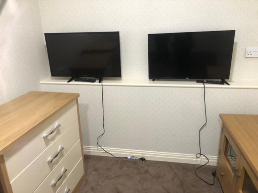 Buy & Sell Orpington Bromley - Photos for 2 TV CHEAP AS CHIPS FOR both barging quick sa