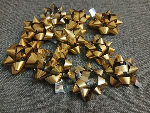 courses Bradley Fold Trading Estate Bury - Photos for 10 Stick On Bows New