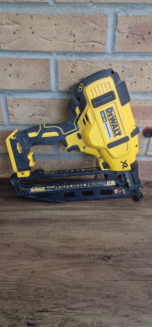 Buy & Sell Frognal North West London - Photos for Dewalt 18v XR DCN660 BRUSHLESS NAIL GUN