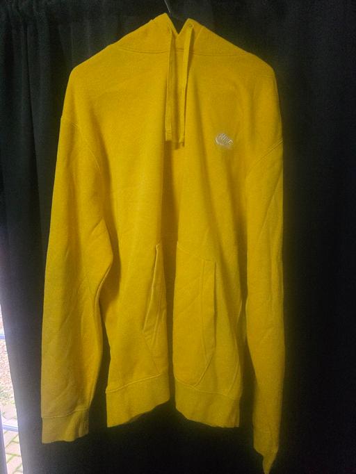 Buy & Sell Doddington Fenland - Photos for Nike Yellow Full-Zip Hoodie – Size S