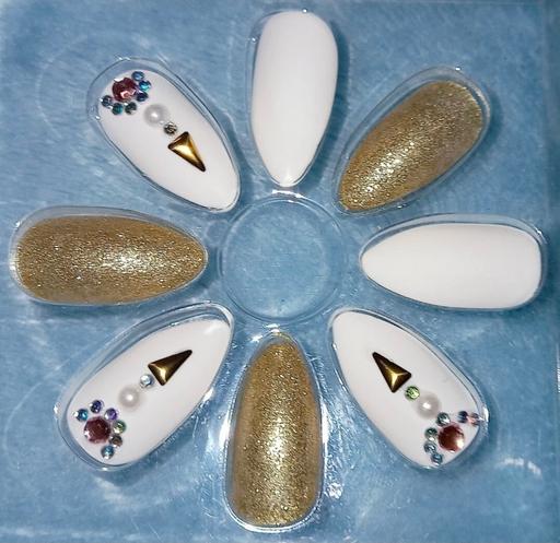 Buy & Sell Ardwick Manchester - Photos for white and gold false nails