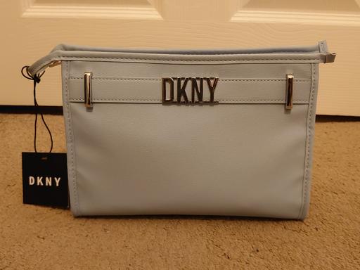 Buy & Sell Ilford Redbridge - Photos for DKNY MAKEUP BAG / WASH BAG