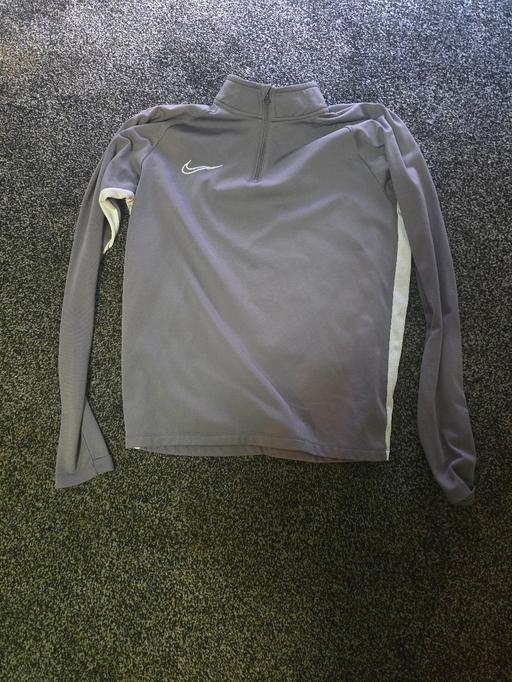 Buy & Sell Doddington Fenland - Photos for Nike Grey Quarter-Zip Training Top – Size 5 (