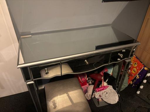 Buy & Sell Rosliston South Derbyshire - Photos for Dressing table and stool