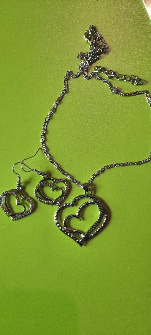 Buy & Sell Leagrave Luton - Photos for jewellery set