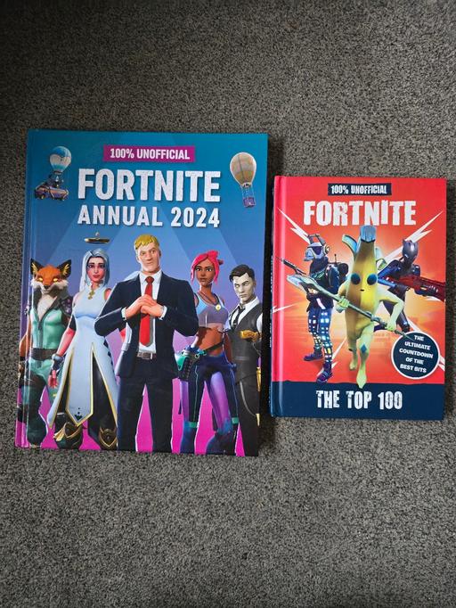Buy & Sell Rowley Regis Sandwell - Photos for 2 Fortnite hardback books