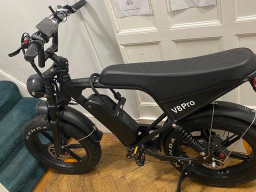 Vehicles Croydon Croydon - Photos for V8 Pro Electric Bike