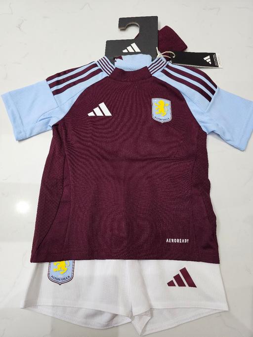 Buy & Sell Cradley Heath Sandwell - Photos for New Aston Villa football mini kit 3-4 years