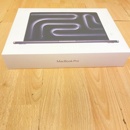 Buy & Sell Southgate North London - Photos for MacBook Pro 2025 Black M5 16GB 512GB New