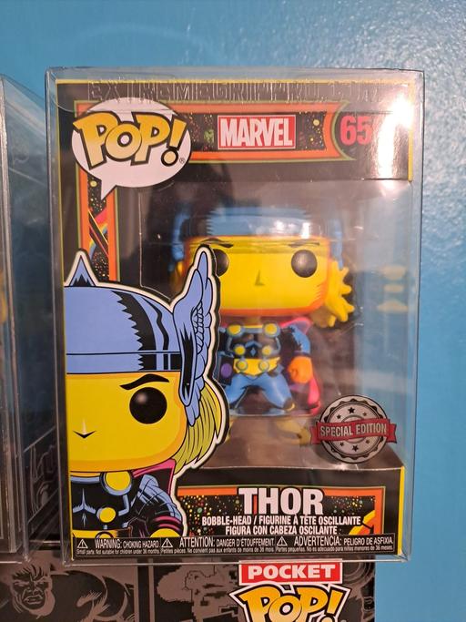 Buy & Sell Upper Gornal Dudley - Photos for marvel bundle