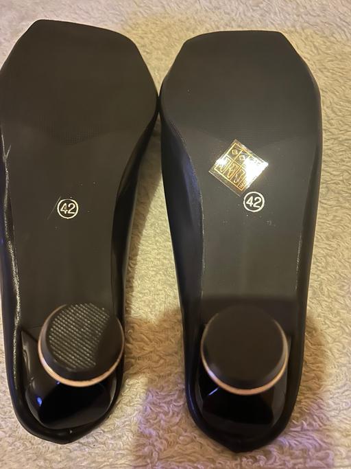 Buy & Sell Oldbury Sandwell - Photos for Shoes