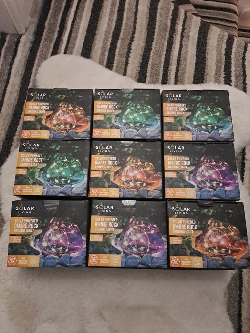 Buy & Sell Gleadless Valley Sheffield - Photos for 9 boxs solar rock lights ombre