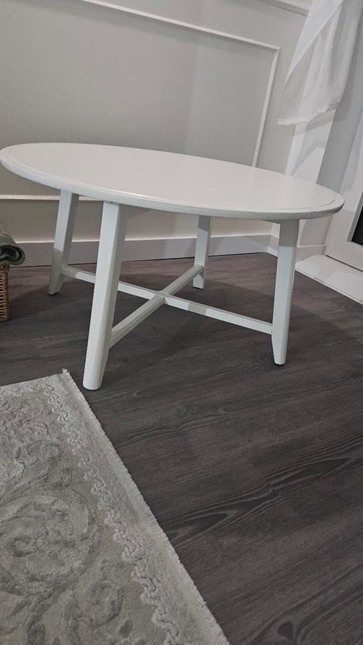 Buy & Sell Wapping East London - Photos for Ikea white round coffee table 80cm