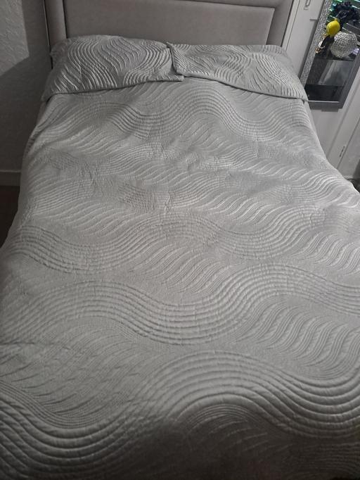 Buy & Sell Gleadless Valley Sheffield - Photos for new king bedding set