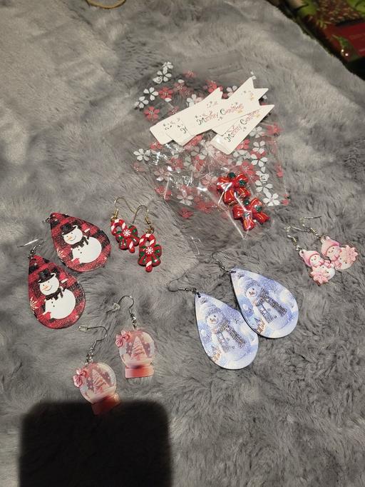 Buy & Sell Archway North London - Photos for Xmas earrings