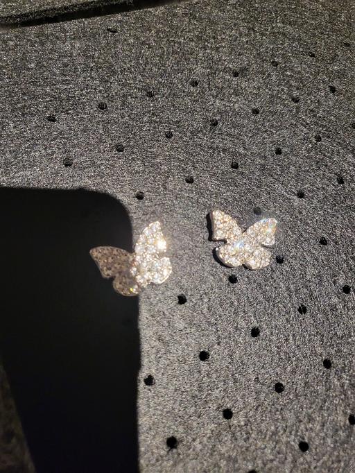 Buy & Sell Archway North London - Photos for earrings