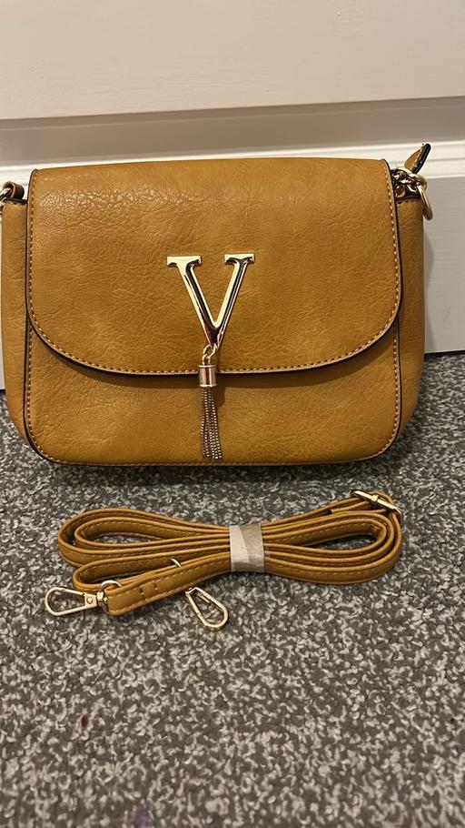 Buy & Sell Fairview Industrial Park Havering - Photos for Women bag