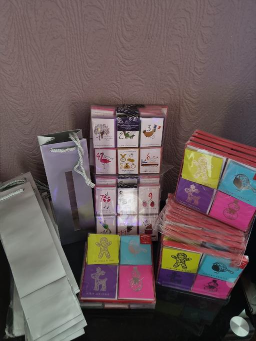 Buy & Sell Smithies Barnsley - Photos for xmas cards + bags