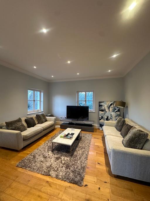 Buy & Sell Poplar East London - Photos for 2 x Sophia 3 Seater sofas from DFS.