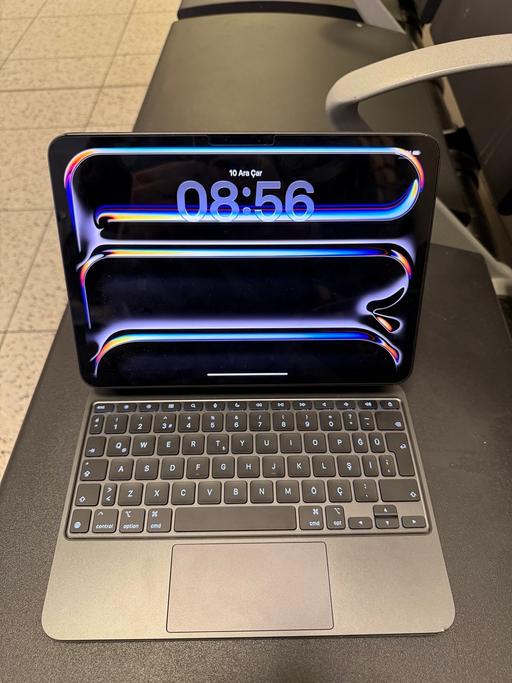 Buy & Sell Bristol Bristol - Photos for iPad pro 11 inch M4