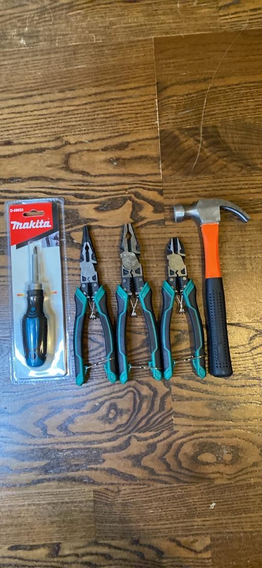 Buy & Sell Cannon Street Station Central London - Photos for Tool Bundle – Pliers, Hammer & Makita Driver