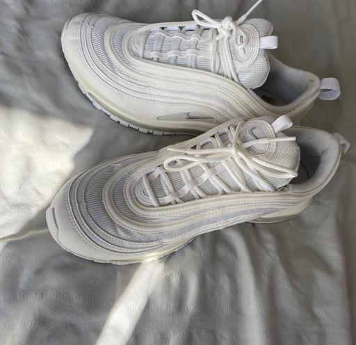 Buy & Sell Halstead Braintree - Photos for Men’s white air max 97s