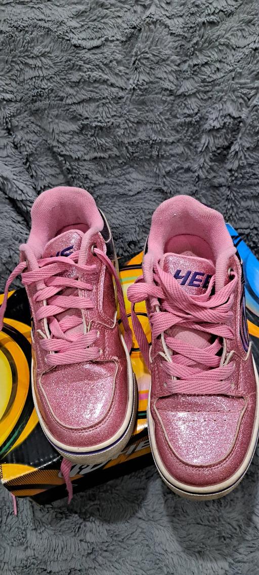 Buy & Sell Sutton Coldfield Birmingham - Photos for Heeleys Size 3